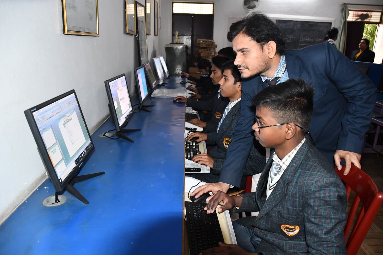 Modern Computer & IT Facilities